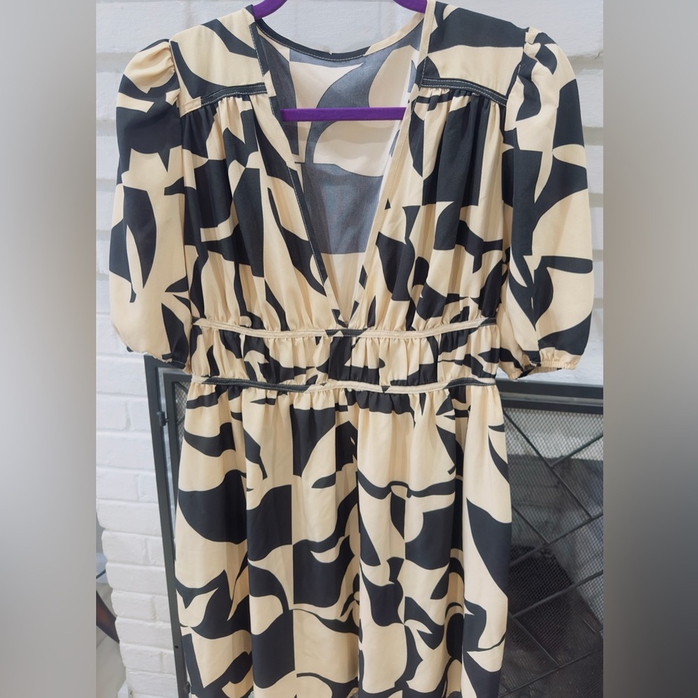 Geo Print Puff Sleeve Dress